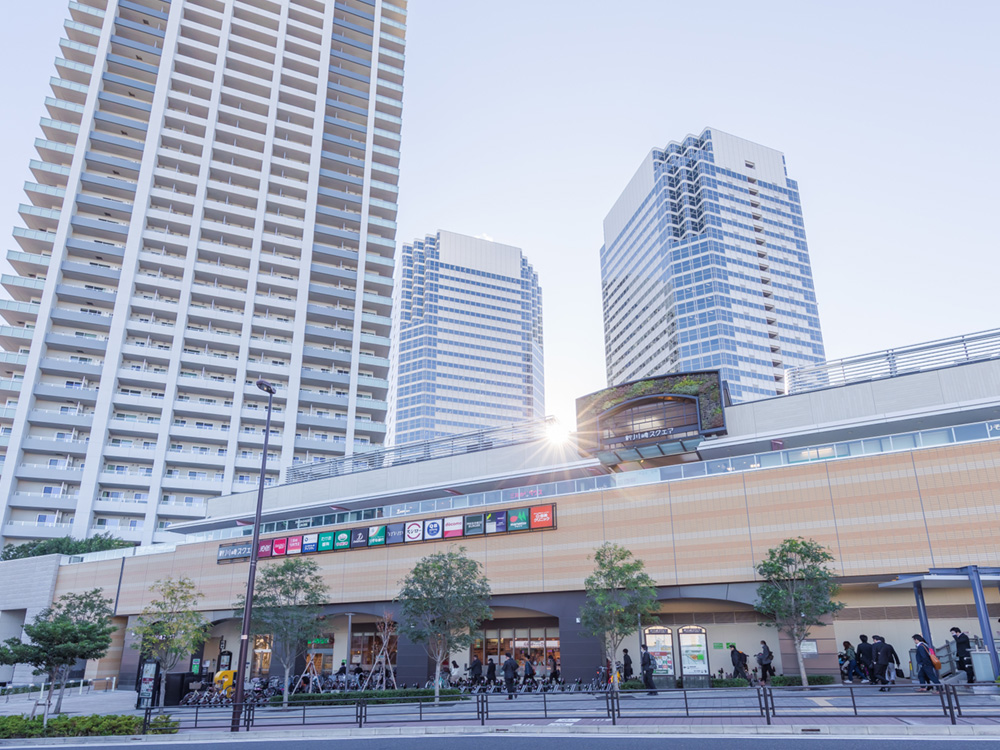 新川崎駅駅前